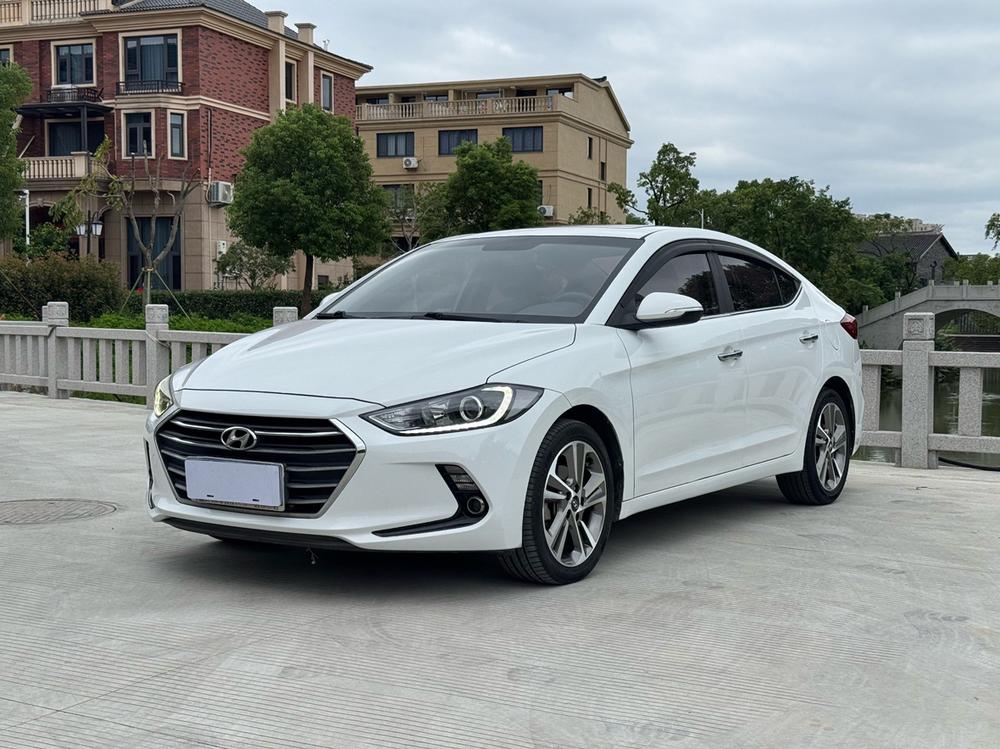 Hyundai Elantra Lingdong
