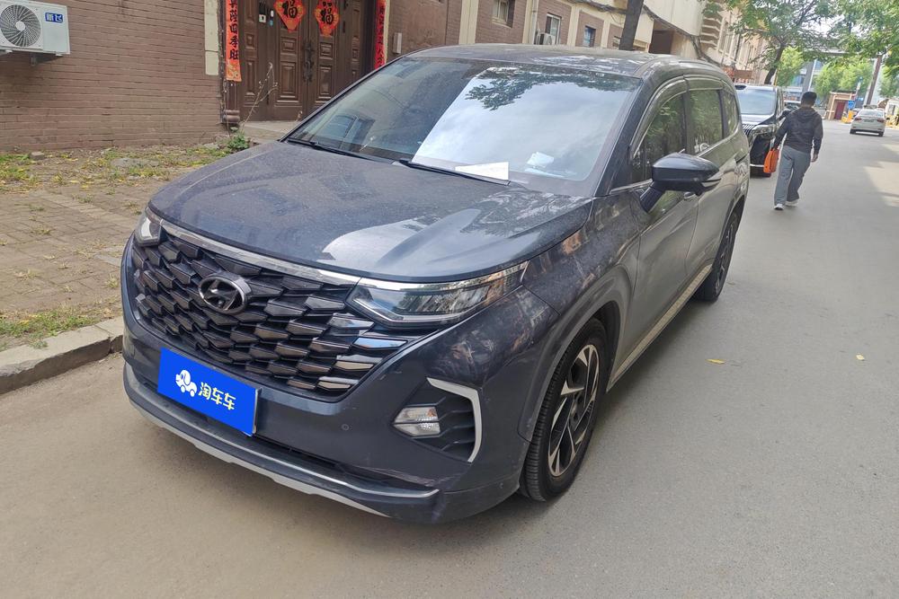 Hyundai Custo
