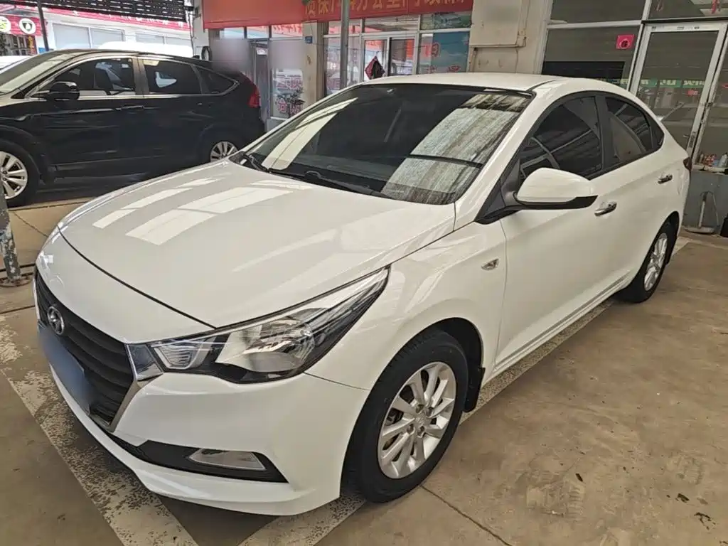 Hyundai Verna
