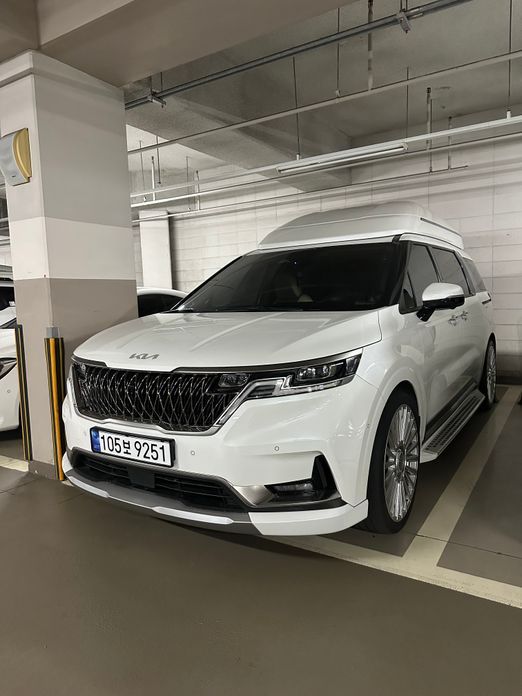 Kia Canival