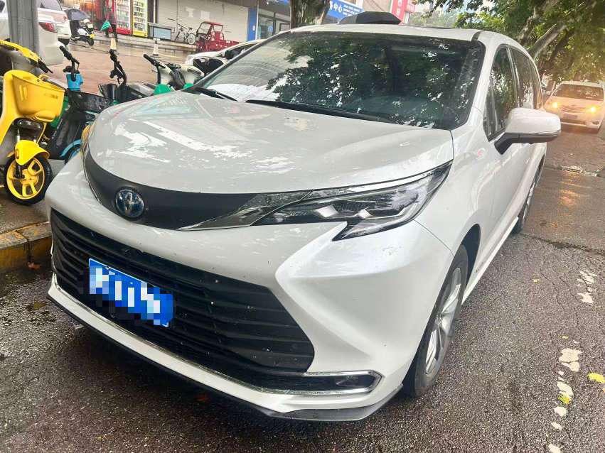 Toyota Sienna