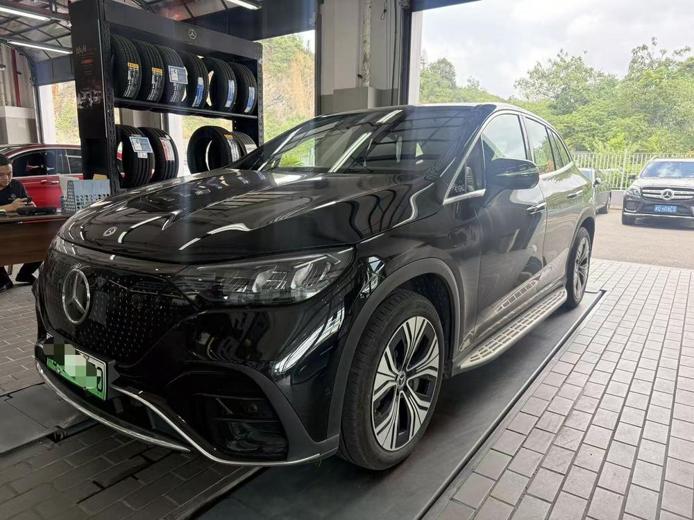 Mercedes-Benz Mercedes-Benz EQE SUV