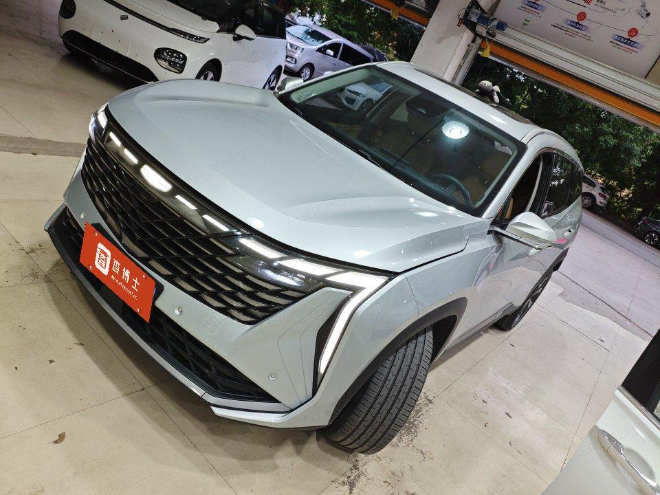 Geely Boyue L