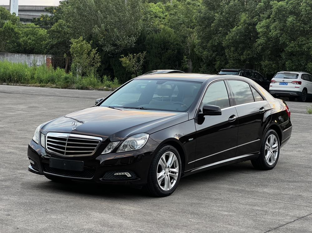 Mercedes-Benz Mercedes-Benz E-Class (Import)