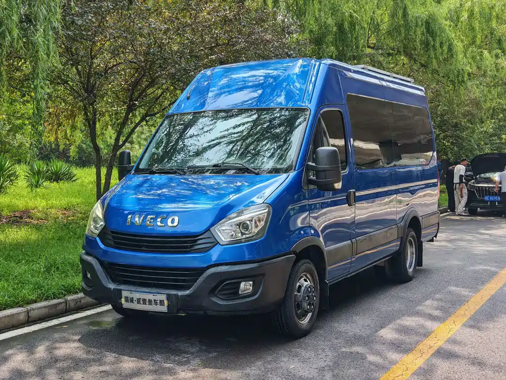IVECO Ousheng