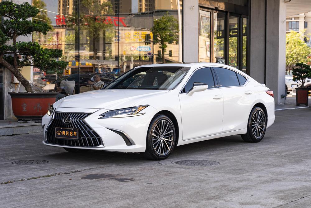 Lexus Lexus ES