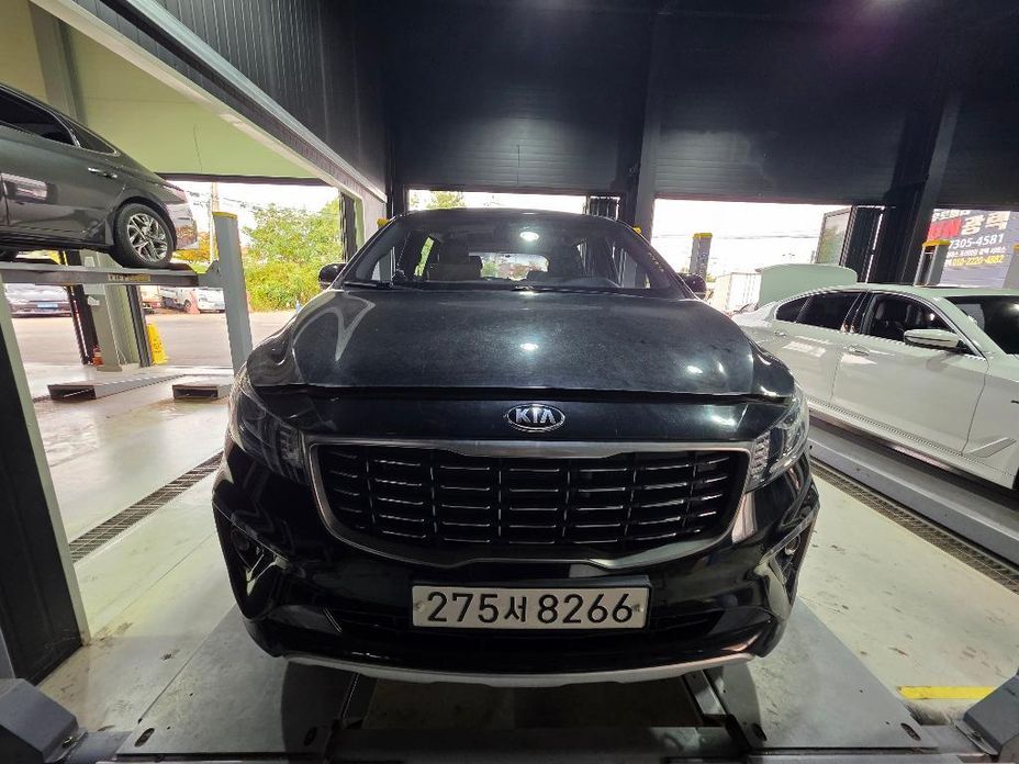 Kia Canival