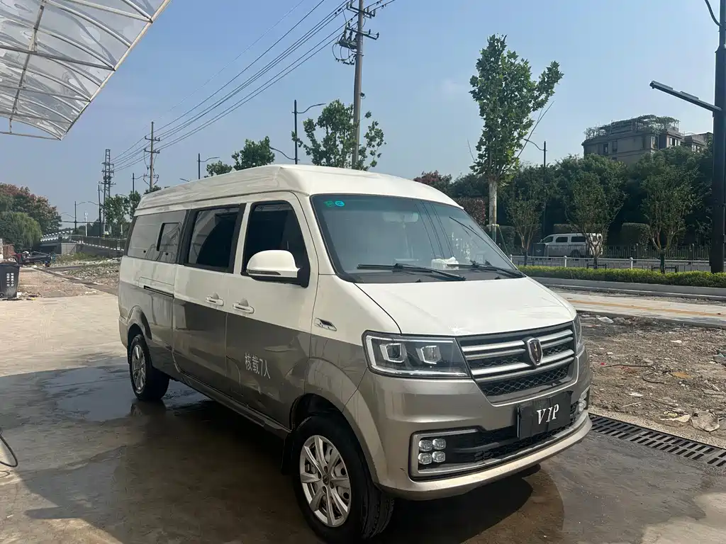 Jinbei Hiace S